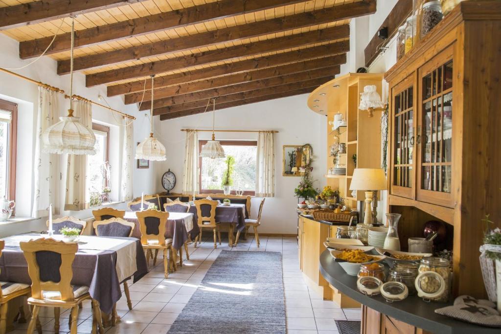 Hotel-Pension-Waldblick Garni Gittersdorf Екстериор снимка